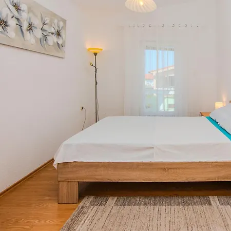 Semak Apartamento Vir