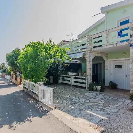 Apartamento Semak *